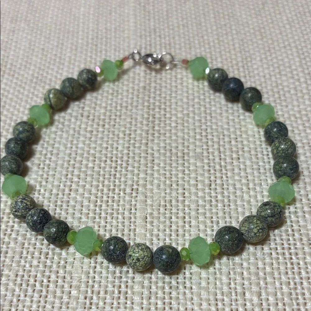 Hand crafted Russian serpentine and green chalcedony Gemstone Beaded Bracelet